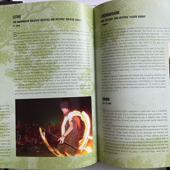 An Illustrated History Of The Haunted World - Picture 5 of 6